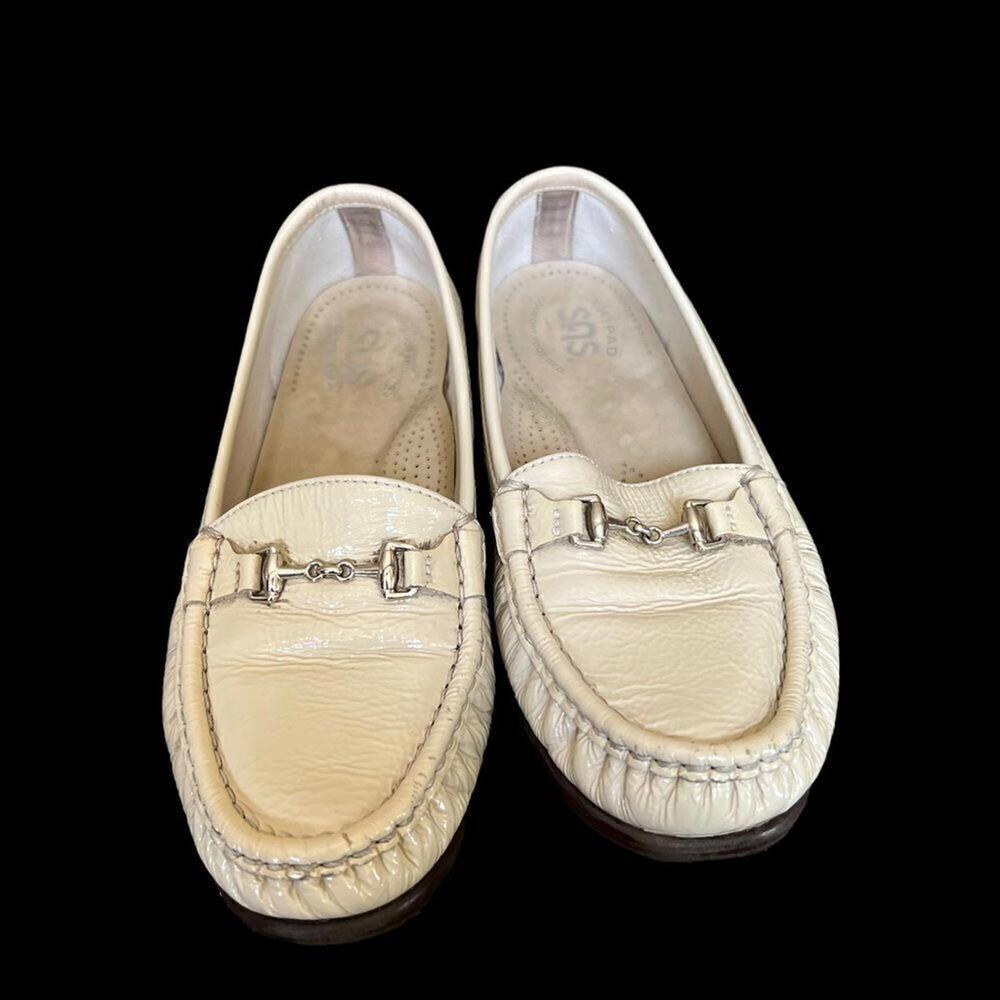 SAS Tripad Comfort cream leather flat grannycore loafers women's size 7